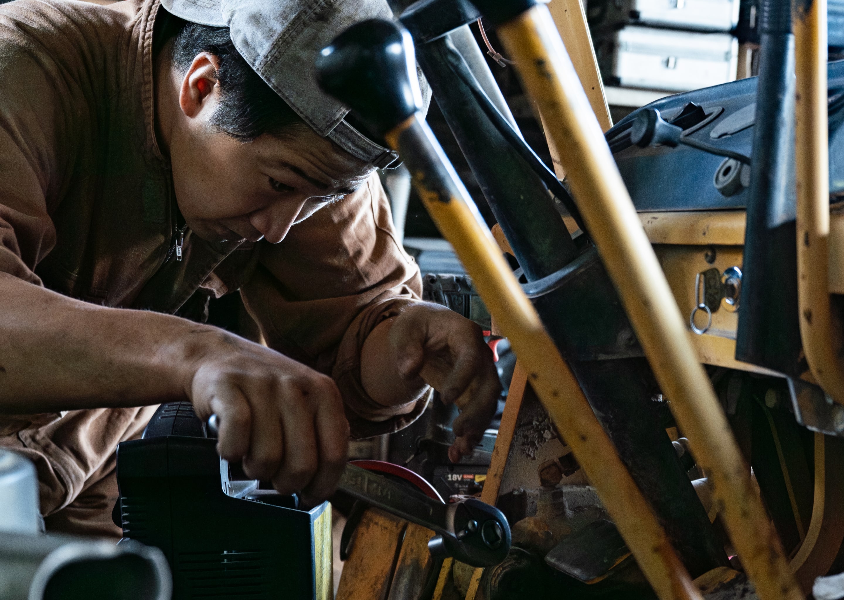 メインビジュアル03